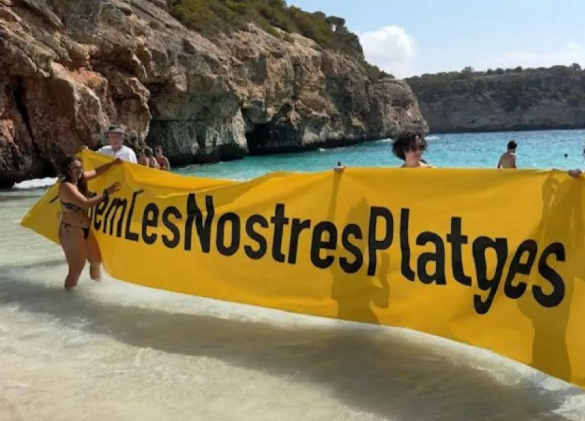 Turismo di massa: cresce la tensione in Spagna. A Maiorca spuntano i graffiti choc: “Uccidi un turista” Turismo di massa: cresce la tensione in Spagna. A Maiorca spuntano i graffiti choc: “Uccidi un turista”