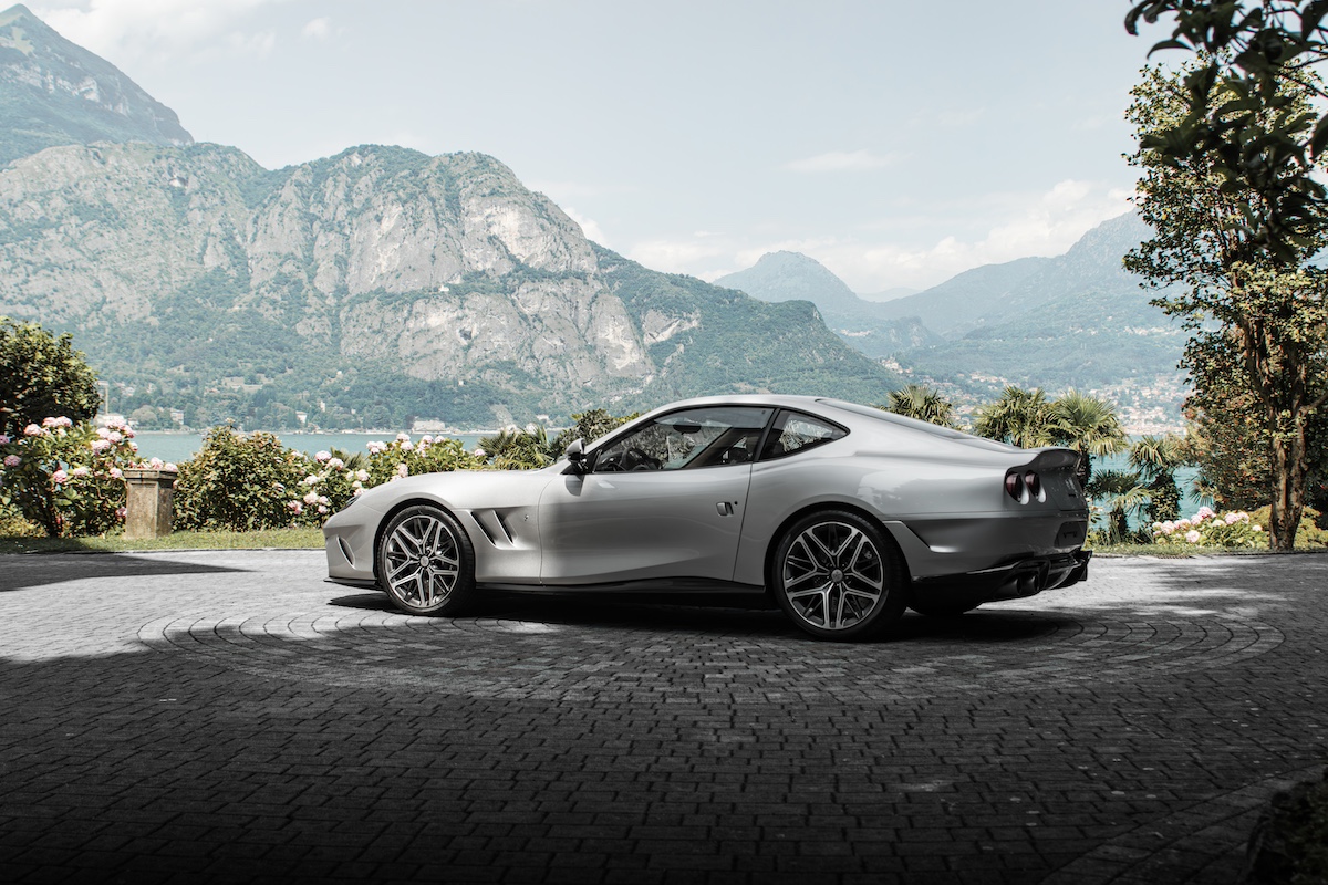 Touring Superleggera svela la Veloce12: un capolavoro di eleganza e prestazioni Touring Superleggera svela la Veloce12: un capolavoro di eleganza e prestazioni
