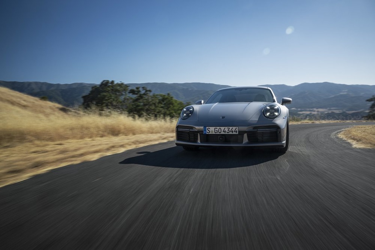 Porsche svela la 911 Turbo 50 Anni: una celebrazione di stile e prestazioni alla Monterey Car Week Porsche svela la 911 Turbo 50 Anni: una celebrazione di stile e prestazioni alla Monterey Car Week