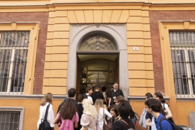 Il populismo de-scolastico chiede di posticipare l’inizio delle lezioni a ottobre