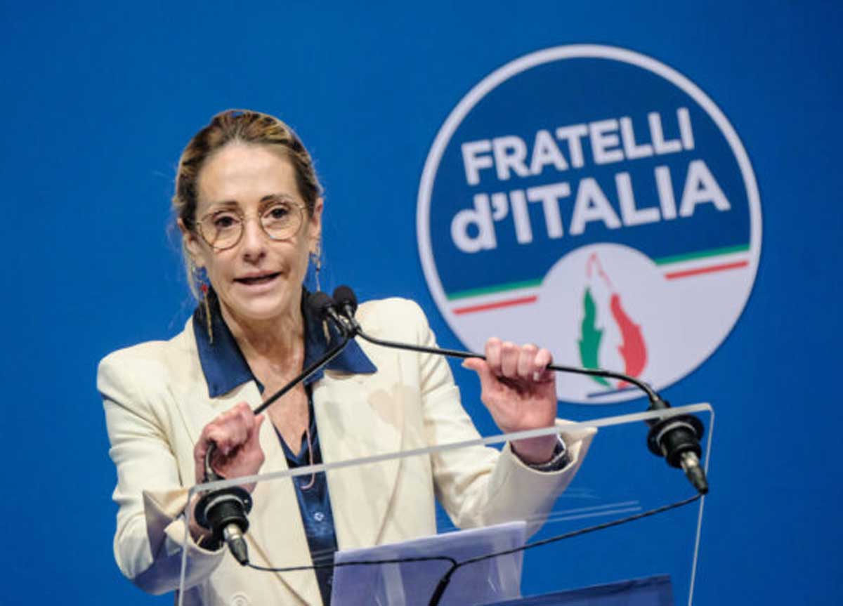 Arianna Meloni, lo sfogo: “Non ho influenzato le nomine. Mai fatto porcate” Arianna Meloni, lo sfogo: “Non ho influenzato le nomine. Mai fatto porcate”
