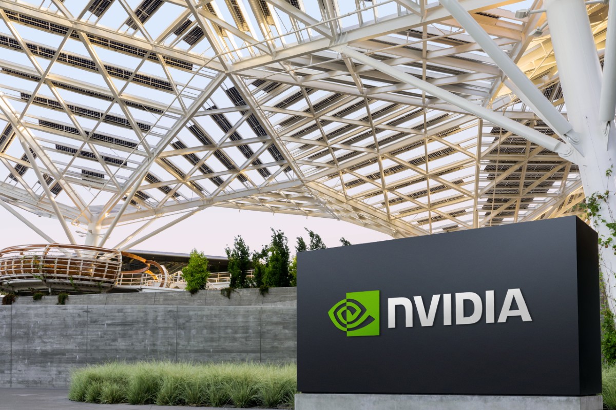 IA, traballa la leadership di Nvidia. Amd compra Zt Systems per 4,9 mld: sfida lanciata IA, traballa la leadership di Nvidia. Amd compra Zt Systems per 4,9 mld: sfida lanciata