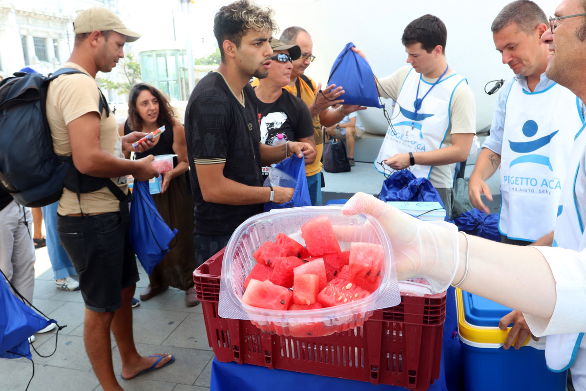 Progetto Arca: a Ferragosto freschezza e solidarietà per chi è più fragile Progetto Arca: a Ferragosto freschezza e solidarietà per chi è più fragile