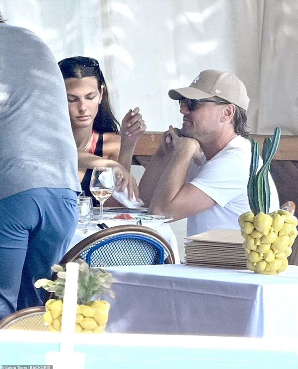 Leonardo di Caprio e Vittoria Ceretti in vacanza sul Garda: visita privata al Vittoriale