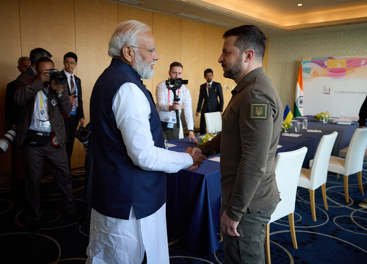 Guerra Ucraina/ Modi a Kiev dopo l’abbraccio con Putin: “La fine del conflitto solo con i negoziati”