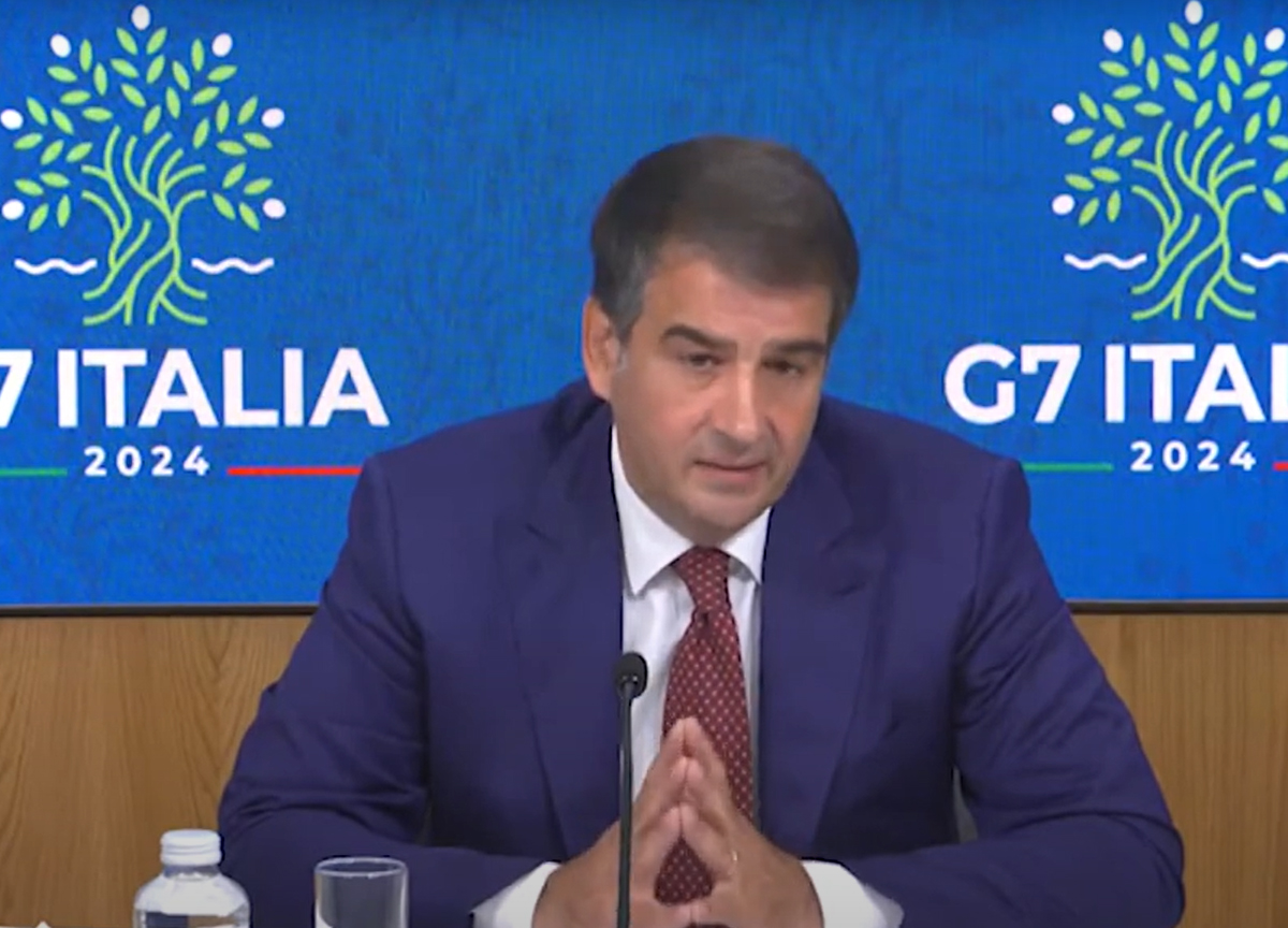 Nomine Ue, Meloni pronta a ufficializzare Fitto. Deleghe sul Pnrr a Palazzo Chigi? Nomine Ue, Meloni pronta a ufficializzare Fitto. Deleghe sul Pnrr a Palazzo Chigi?