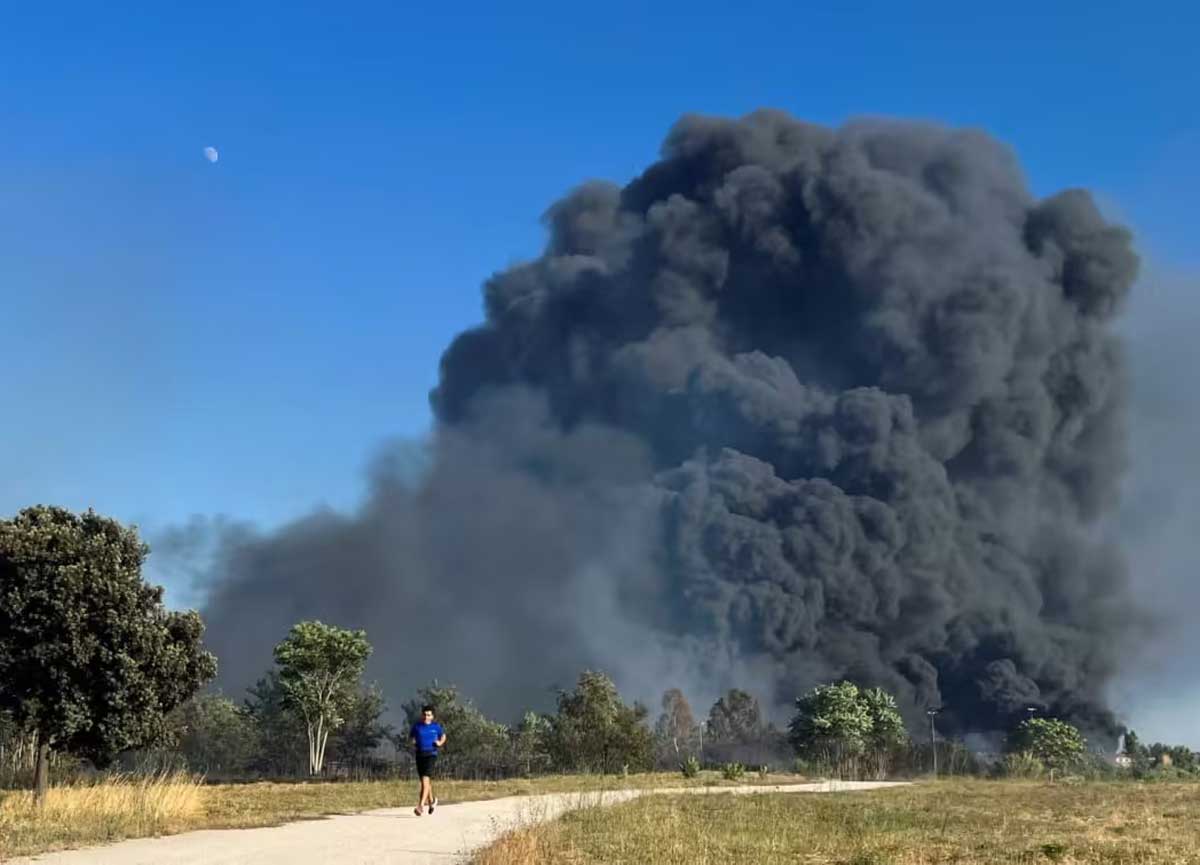 Rogo Torre Spaccata: due volontari già operati, martedì in sala operatoria il Vigile del Fuoco Rogo Torre Spaccata: due volontari già operati, martedì in sala operatoria il Vigile del Fuoco
