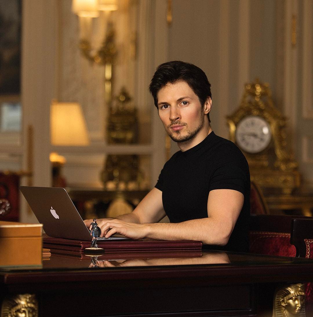 Niente alcol, fisico scolpito e padre di 100 figli: chi è Pavel Durov, il fondatore di Telegram arrestato in Francia Niente alcol, fisico scolpito e padre di 100 figli: chi è Pavel Durov, il fondatore di Telegram arrestato in Francia