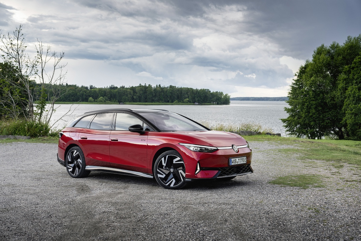Volkswagen svela i nuovi ID.7 GTX e ID.7 GTX Tourer, prestazioni elettriche al top e design innovativo Volkswagen svela i nuovi ID.7 GTX e ID.7 GTX Tourer, prestazioni elettriche al top e design innovativo