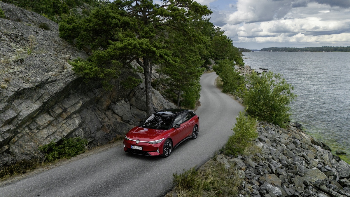 Volkswagen svela i nuovi ID.7 GTX e ID.7 GTX Tourer, prestazioni elettriche al top e design innovativo Volkswagen svela i nuovi ID.7 GTX e ID.7 GTX Tourer, prestazioni elettriche al top e design innovativo