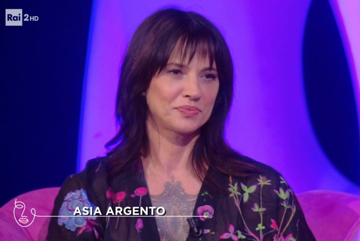 Ascolti tv, Storie di donne al bivio debutta in prima serata. Monica Setta con Asia Argento arriva al 6,3% di share Ascolti tv, Storie di donne al bivio debutta in prima serata. Monica Setta con Asia Argento arriva al 6,3% di share