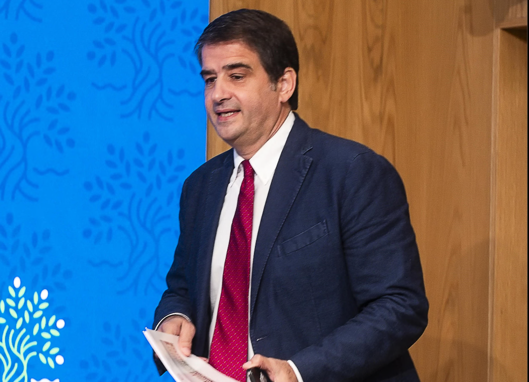Emiliano incontra a Roma il Ministro Fitto per Accordo di Coesione 21-27 Emiliano incontra a Roma il Ministro Fitto per Accordo di Coesione 21-27