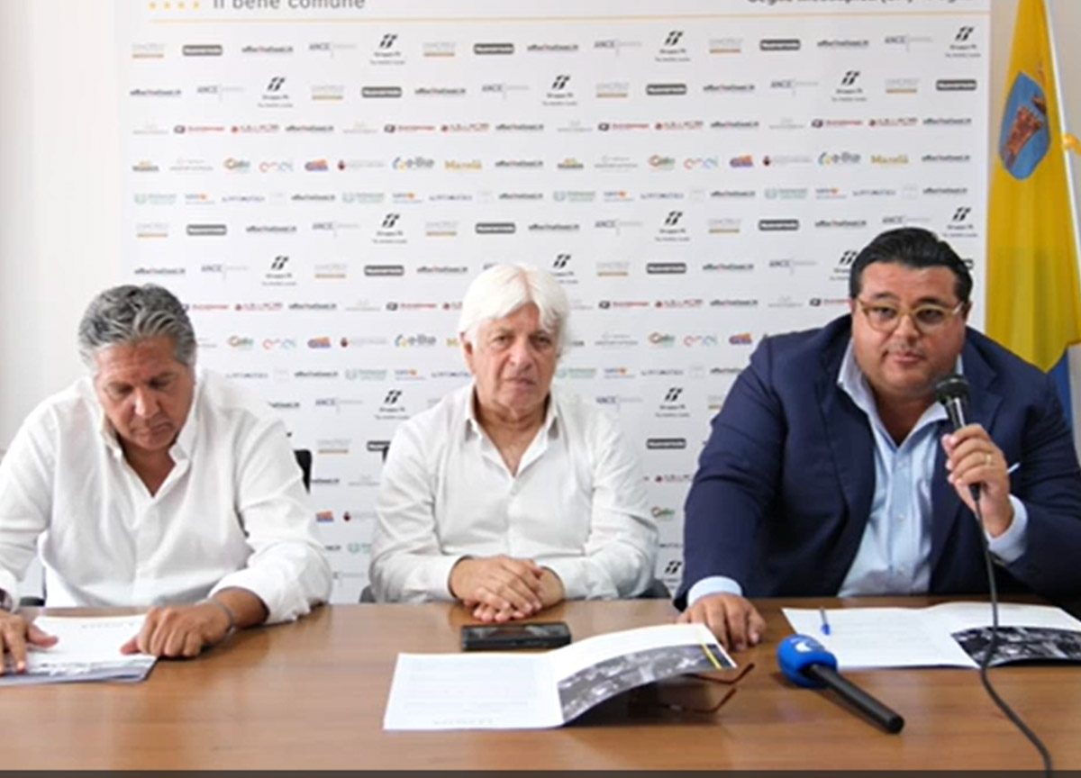 La Piazza fa notizia su Il Giornale. Via alla kermesse pugliese di Affari