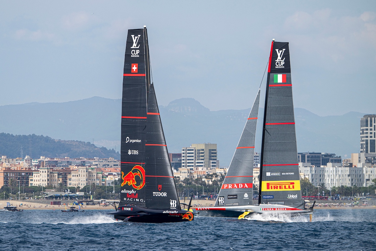 Luna Rossa Prada Pirelli conquista la vittoria contro Alinghi nella quarta giornata della Louis Vuitton Cup