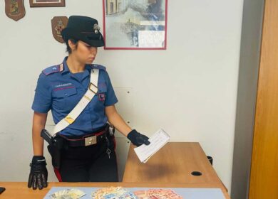 Chiede in prestito 500 euro a un collega: ne restituisce 20 mila in “comode” 51 rate