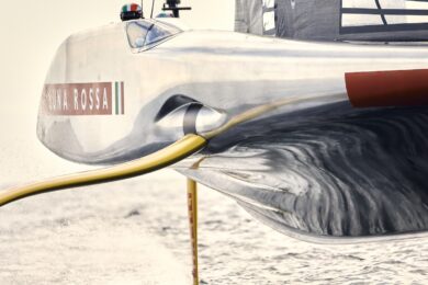 Louis Vuitton Cup, Luna Rossa in semifinale battuto Orient Express