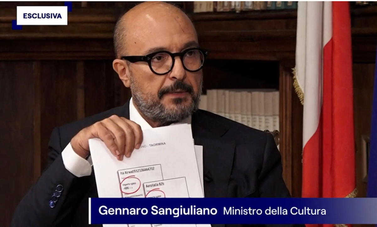 Sangiuliano al Tg1, la commissione Vigilanza Rai si riunirà dopo l’intervista-confessione: “Uso privato della tv pubblica” Sangiuliano al Tg1, la commissione Vigilanza Rai si riunirà dopo l’intervista-confessione: “Uso privato della tv pubblica”