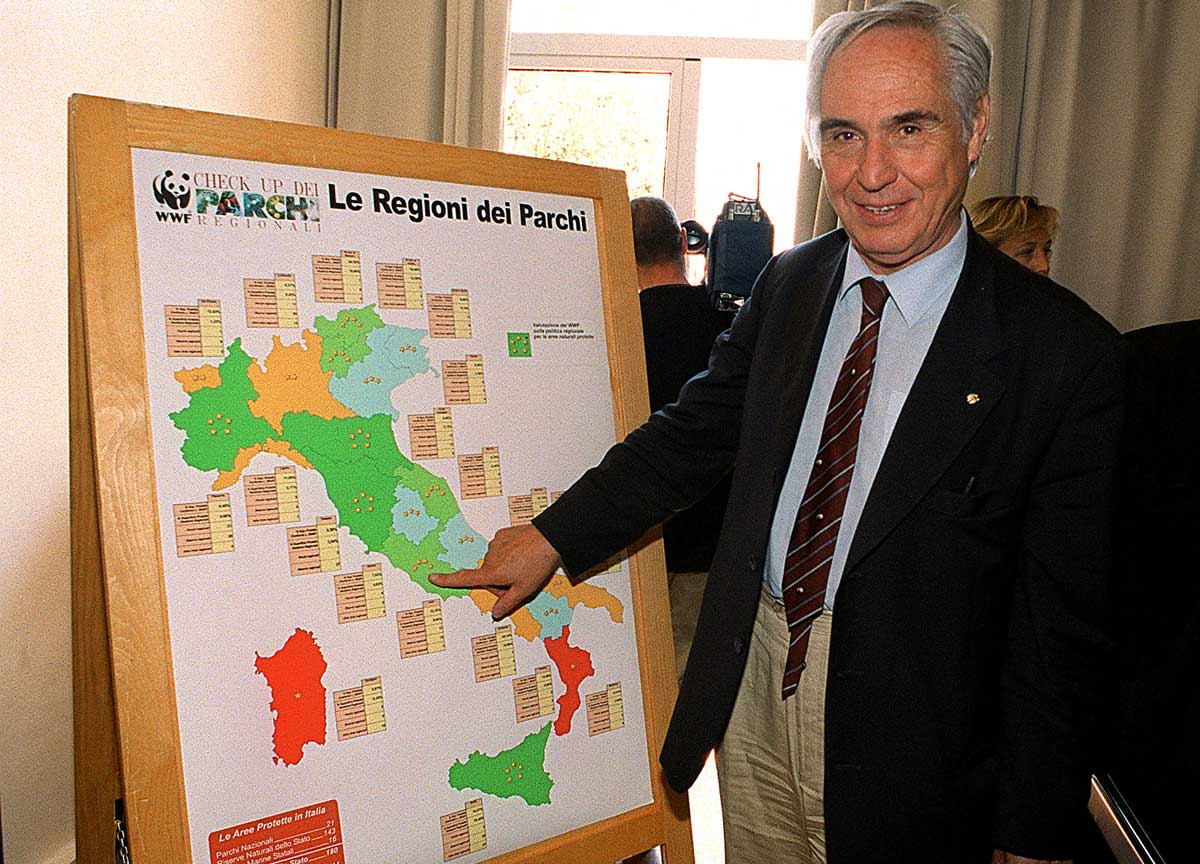 Fulco Pratesi, 90 anni dedicati alla natura. Il WWF commosso: “Grazie per la tua passione” Fulco Pratesi, 90 anni dedicati alla natura. Il WWF commosso: “Grazie per la tua passione”