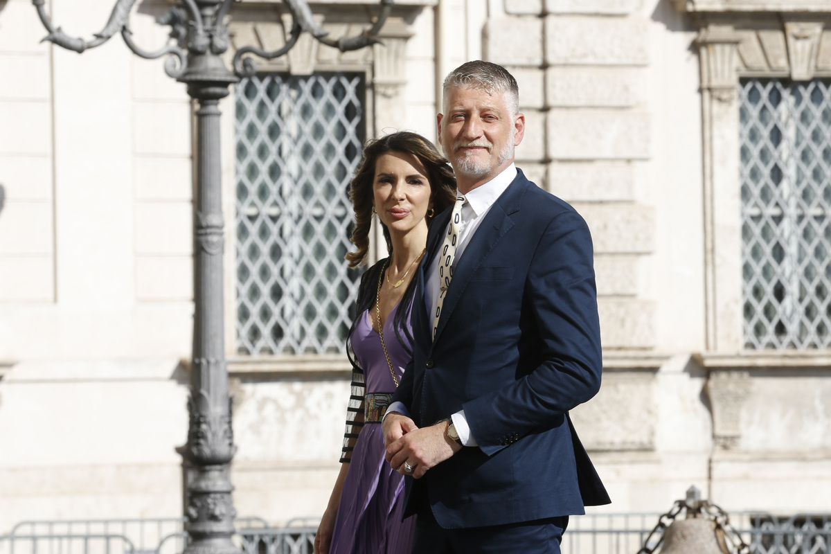 Chi è il nuovo ministro della Cultura Alessandro Giuli che ha preso il posto di Sangiuliano dopo il Boccia-gate Chi è il nuovo ministro della Cultura Alessandro Giuli che ha preso il posto di Sangiuliano dopo il Boccia-gate