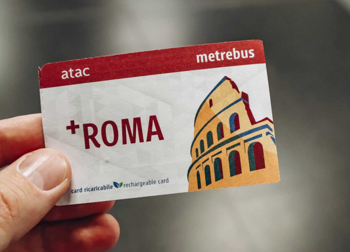 Biglietto Atac a 2 euro: tra Gualtieri e Rocca il gioco delle parti. La storia di una stangata rinviata dal 2022 Biglietto Atac a 2 euro: tra Gualtieri e Rocca il gioco delle parti. La storia di una stangata rinviata dal 2022