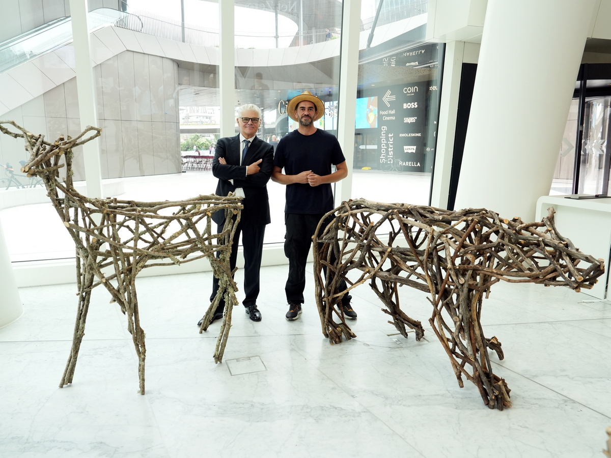 PwC e Accademia Carrara: le opere di Moradi in mostra a Milano e Bergamo