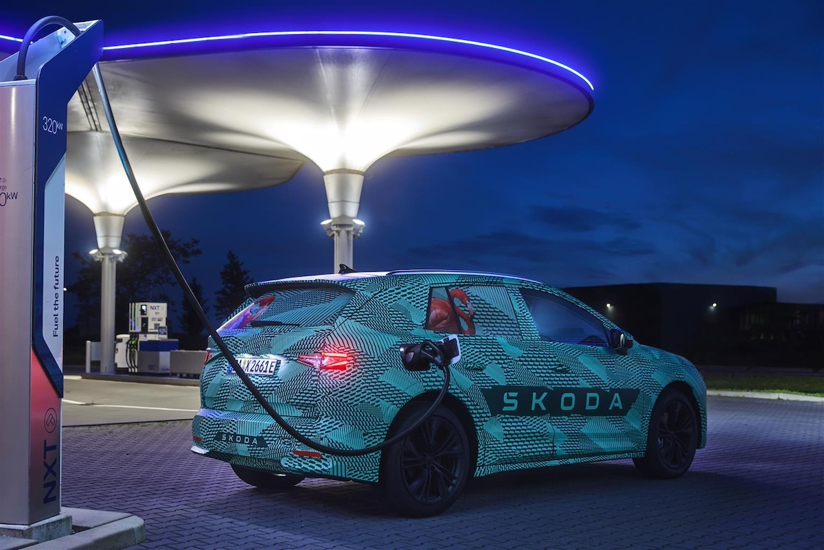 Skoda Elroq: il nuovo SUV elettrico svela un design audace e moderno Skoda Elroq: il nuovo SUV elettrico svela un design audace e moderno