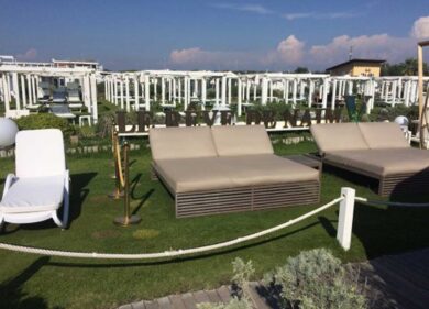 Turismo, la beffa di Roma: invasi da tutto il mondo ma in 8 mila sono senza contratto Confindustria