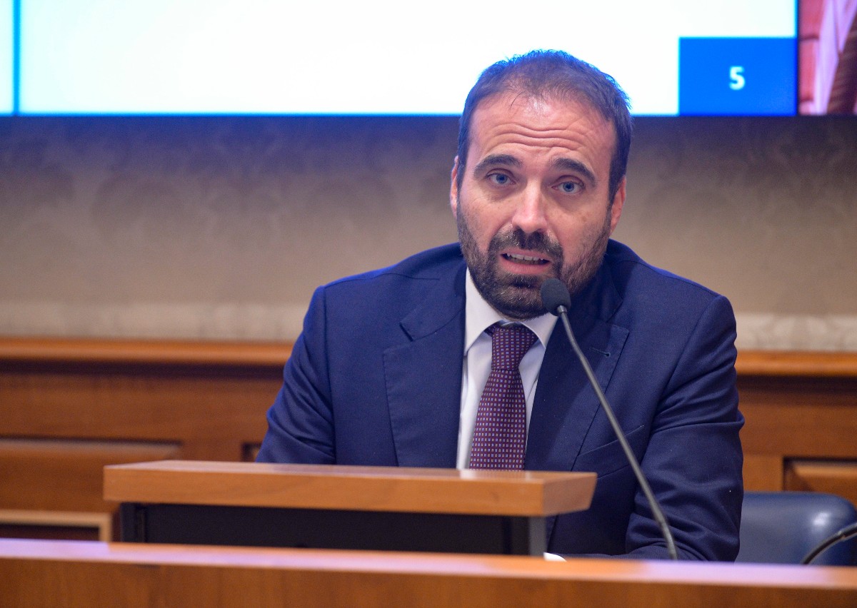 Marattin: “Non esiste un mio avvicinamento a Forza Italia”. E spiega il suo progetto dopo l’addio a Renzi Marattin: “Non esiste un mio avvicinamento a Forza Italia”. E spiega il suo progetto dopo l’addio a Renzi