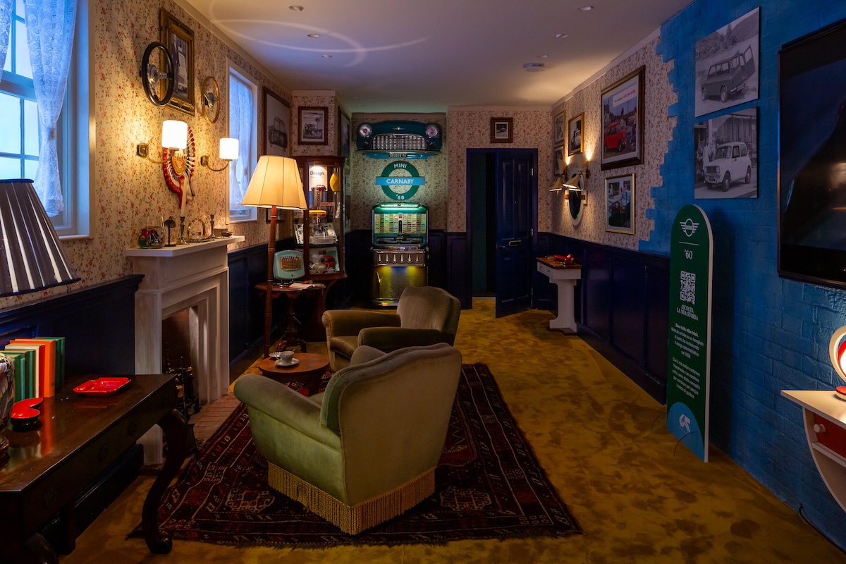 MINI celebra 65 anni di storia e svela il futuro elettrico alla House of MINI