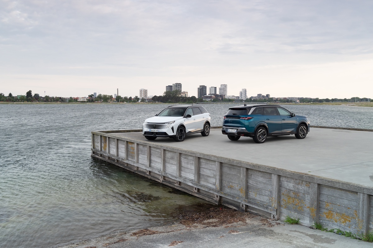 PEUGEOT nuovo 3008 Plug-In Hybrid, prestazioni elevate e innovazione per una mobilità più sostenibile PEUGEOT nuovo 3008 Plug-In Hybrid, prestazioni elevate e innovazione per una mobilità più sostenibile