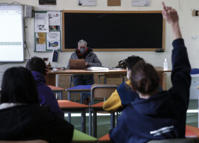 Ma chi se ne frega di Trump, Arianna Meloni e Kamala Harris: è iniziata la scuola!