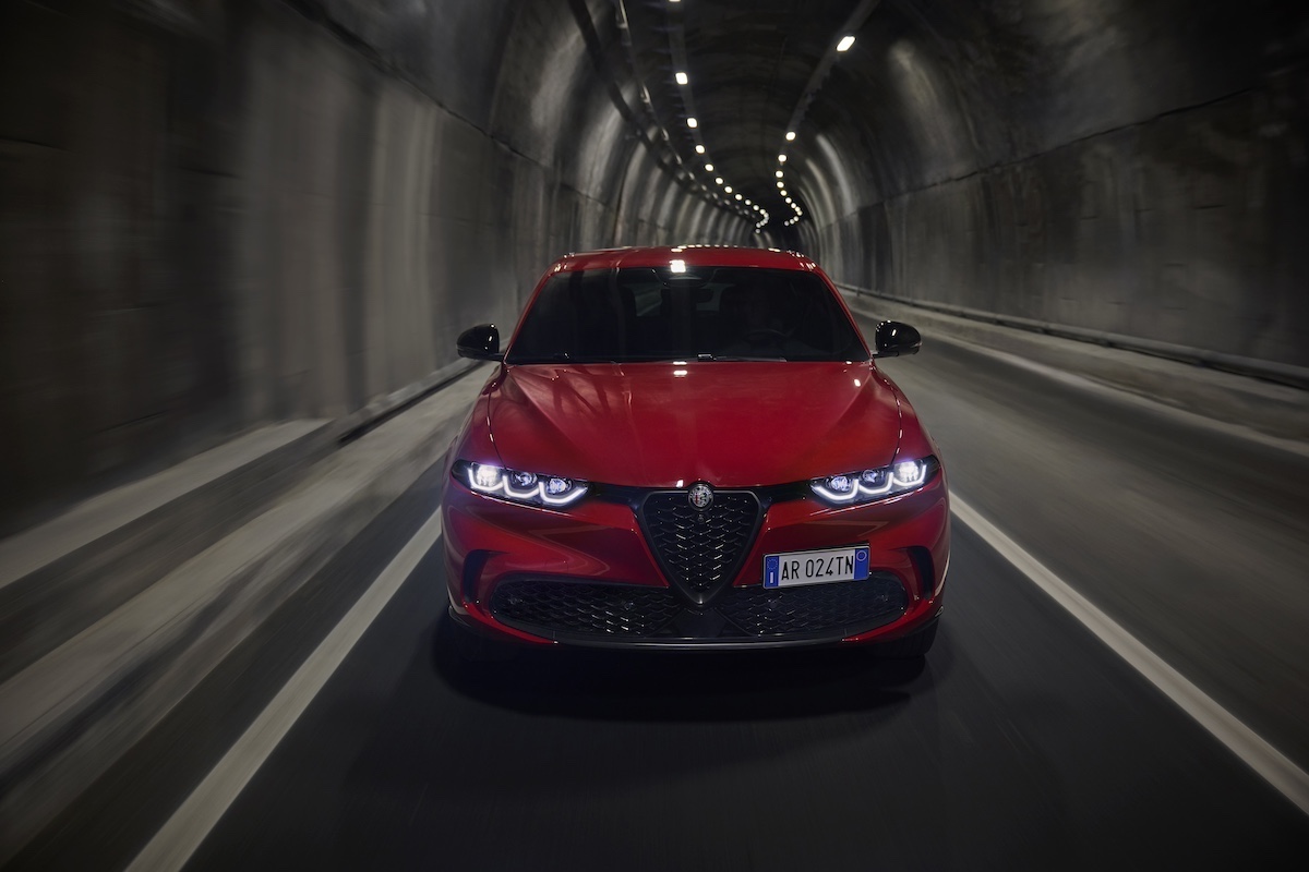 Alfa Romeo Tonale: on line la nuova campagna pubblicitaria che risveglia le emozioni Alfa Romeo Tonale: on line la nuova campagna pubblicitaria che risveglia le emozioni