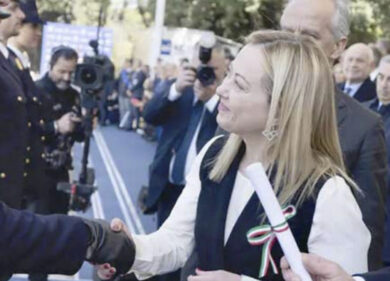 Meloni e il caso degli agenti allontanati dal suo piano, ecco perché tutto questo non è tollerabile