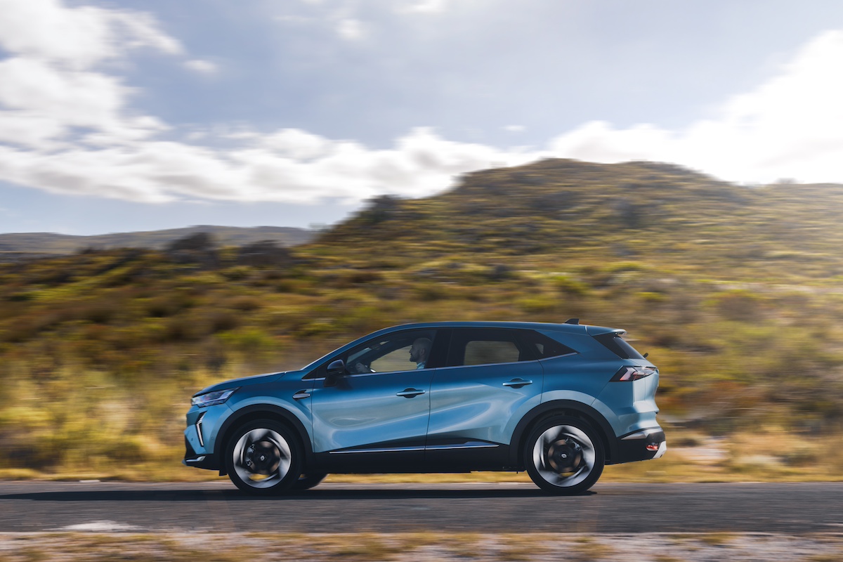 Renault al Salone Auto Torino 2024, elettrificazione e stile con la strategia Renaulution Renault al Salone Auto Torino 2024, elettrificazione e stile con la strategia Renaulution