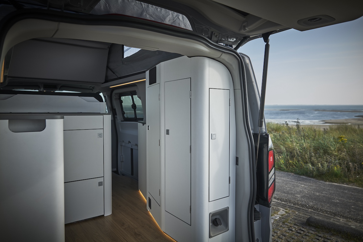 Ford al Salone del Camper di Parma: novità e comfort con il Transit Custom Nugget Ford al Salone del Camper di Parma: novità e comfort con il Transit Custom Nugget