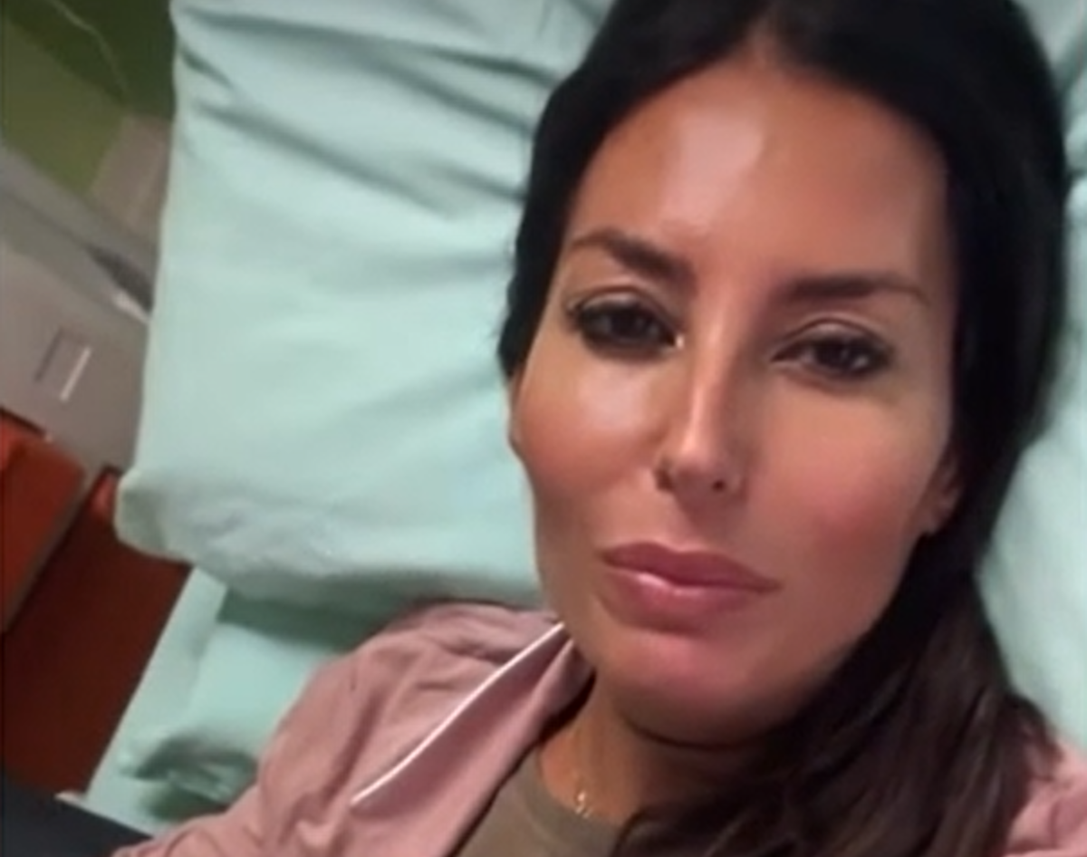 Elisabetta Gregoraci ricoverata in ospedale: “Il mio corpo mi ha detto di fermarmi”