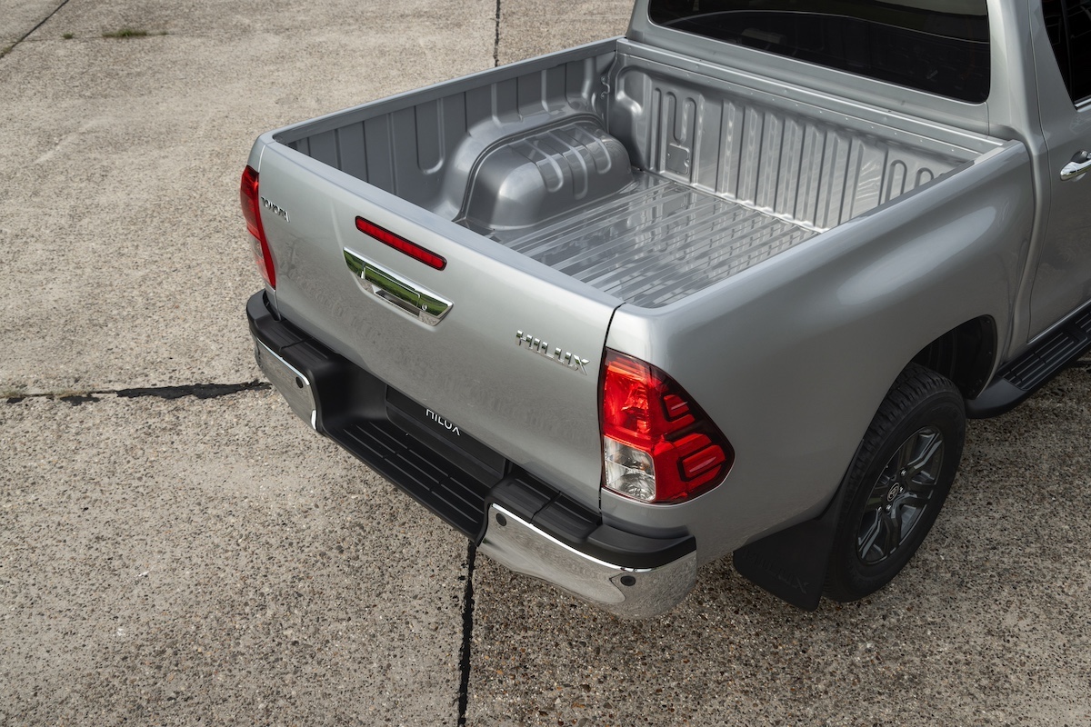 Toyota nuovo Hilux Hybrid 48V: il pick-up che unisce potenza e tecnologia ibrida Toyota nuovo Hilux Hybrid 48V: il pick-up che unisce potenza e tecnologia ibrida