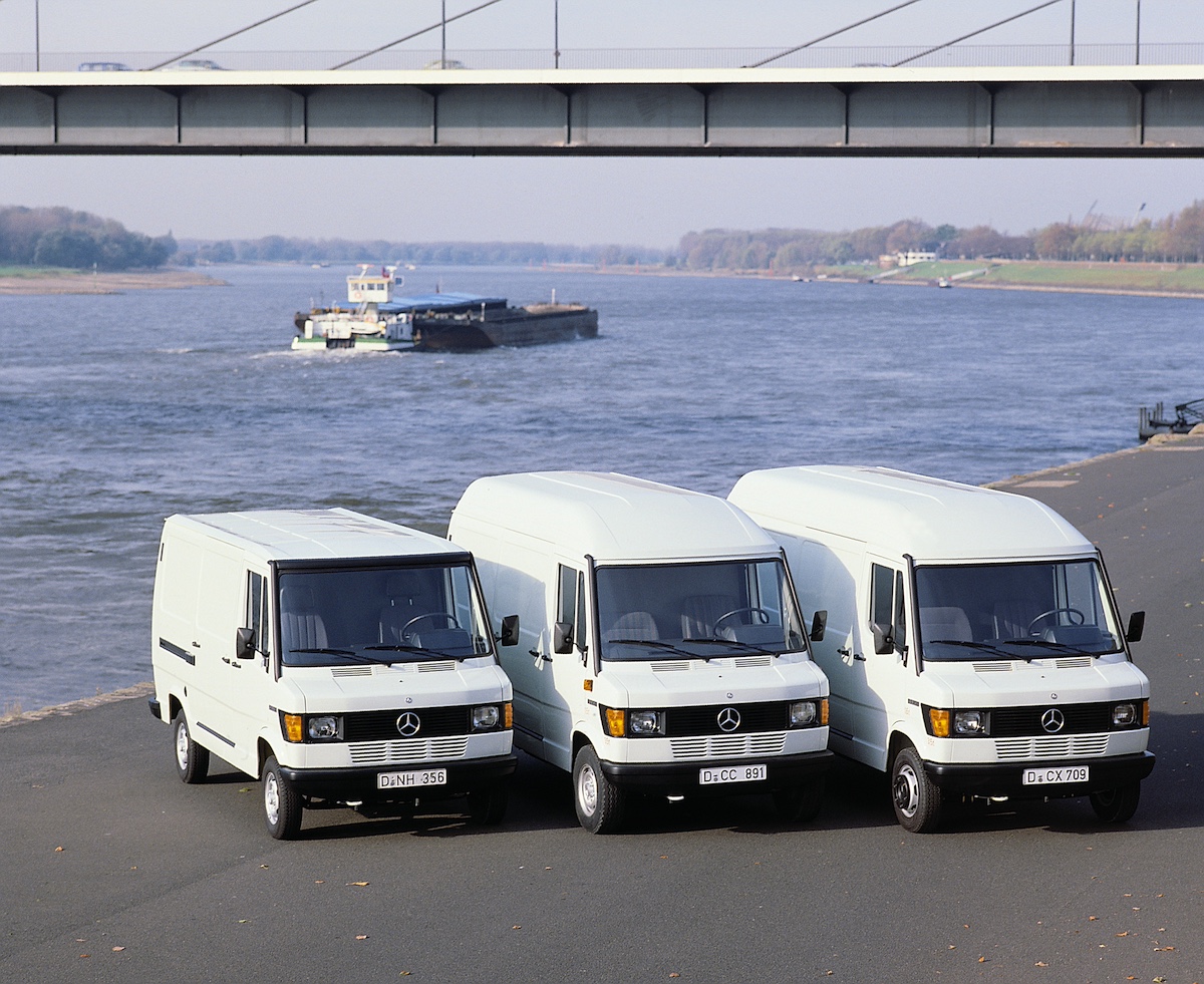 Mercedes-Benz Vans: storia, innovazione e anniversari del Bremer, T1/TN e Sprinter Mercedes-Benz Vans: storia, innovazione e anniversari del Bremer, T1/TN e Sprinter