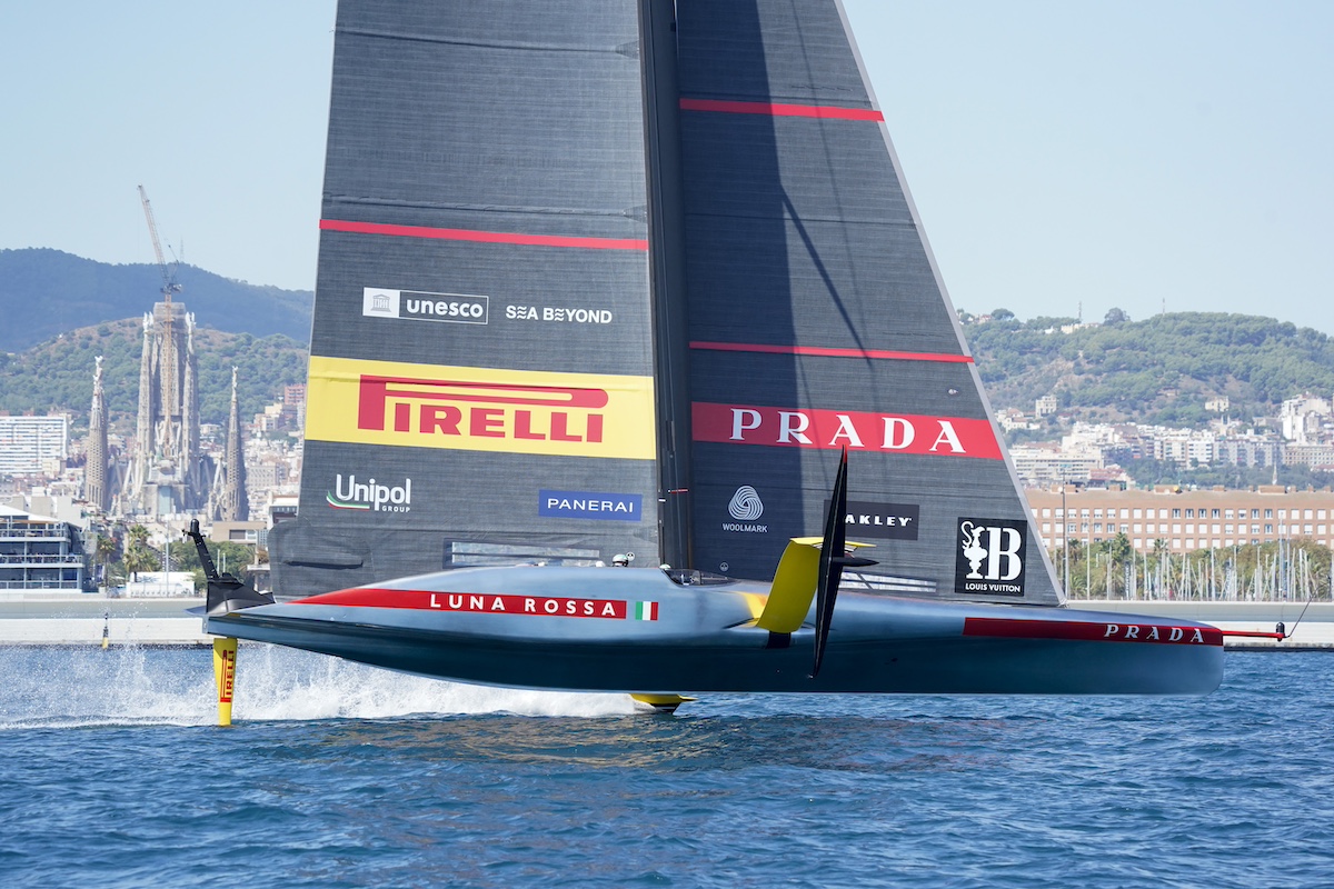 Louis Vuitton Cup, Luna Rossa vola in semifinale due vittorie decisive contro American Magic