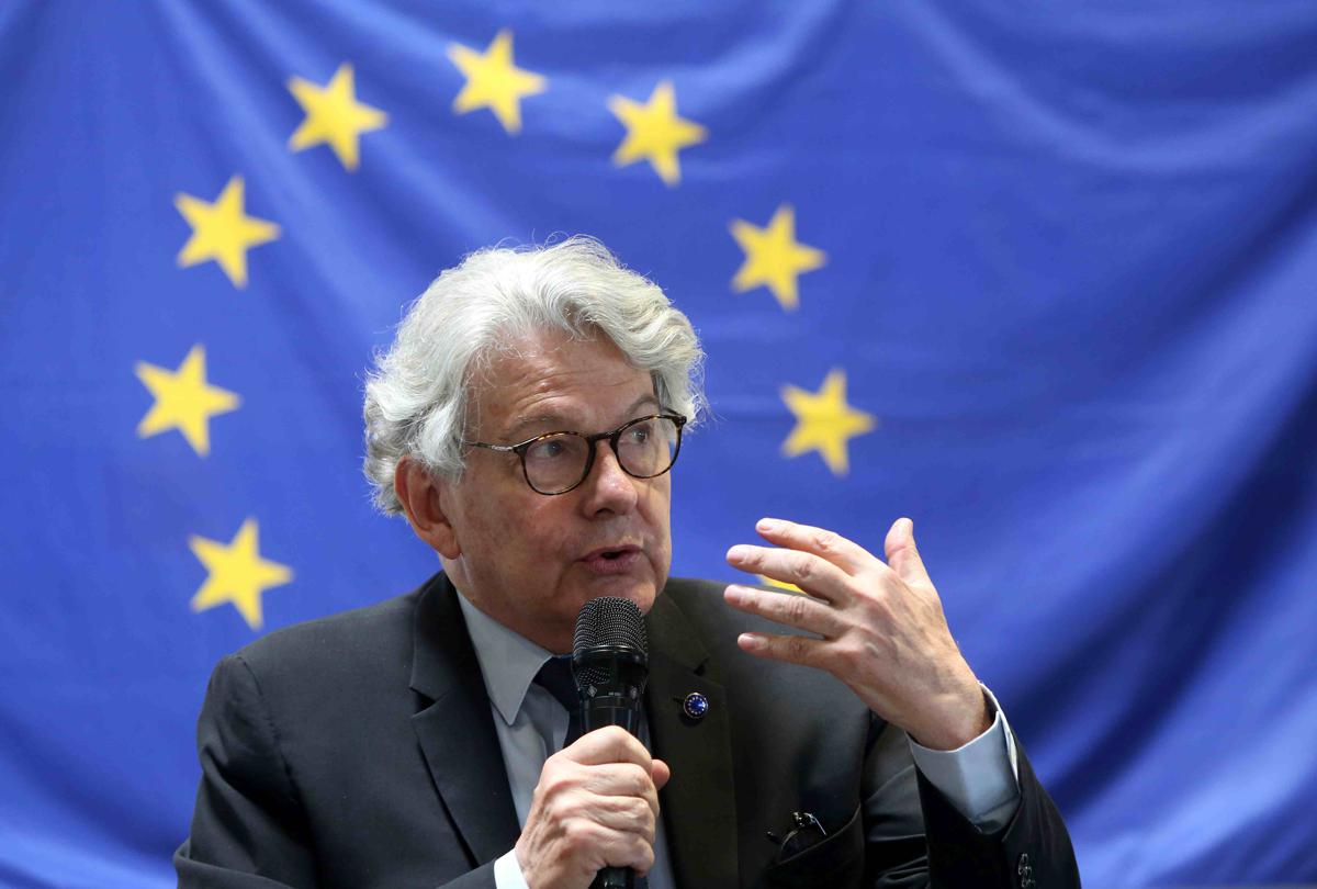 Galleria foto 'Ue, frizioni con von der Leyen: il francese Thierry Breton si dimette da commissario europeo' - foto 1