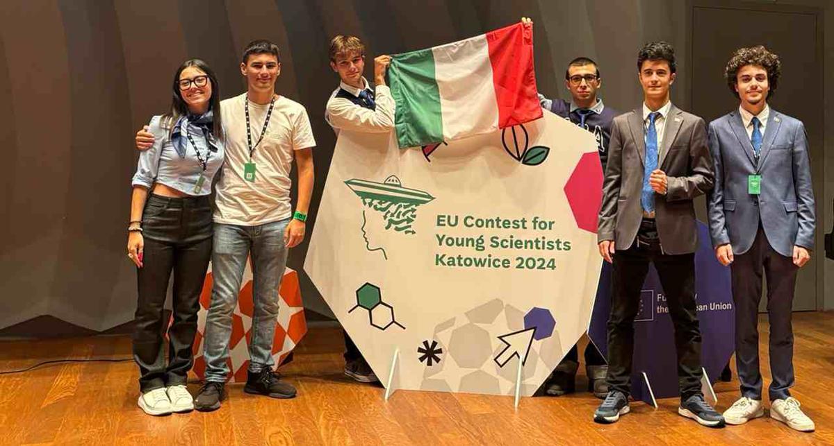 GIOVANI PREMIATI, PROGETTI ERASMUSPLUS, AZIONI CONTRO LE FRODI GIOVANI PREMIATI, PROGETTI ERASMUSPLUS, AZIONI CONTRO LE FRODI