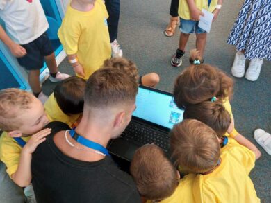 AXA Italia accoglie i figli dei dipendenti per il Kids’ Day 2024