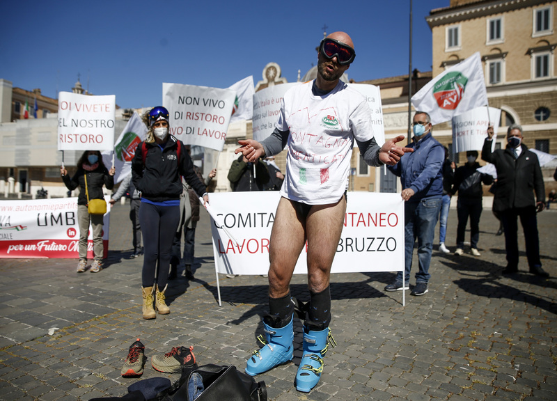 Stipendi Italia vs Europa: la produzione industriale frena i salari già divorati dal costo della vita. I casi di Roma e Milano