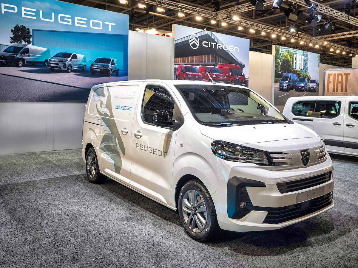 PEUGEOT svela “CustomFit” e nuove tecnologie sostenibili al IAA Transportation 2024 PEUGEOT svela “CustomFit” e nuove tecnologie sostenibili al IAA Transportation 2024