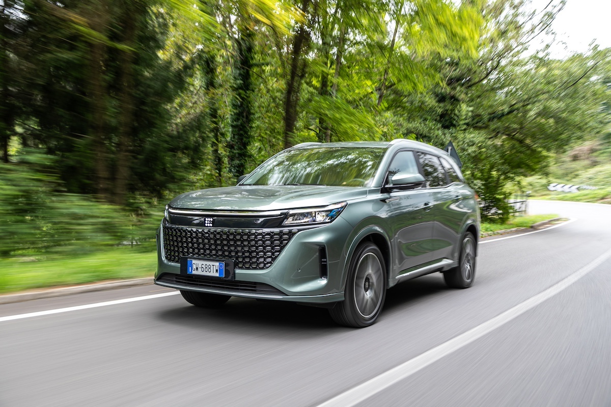 China Car Company espande la gamma DFSK in Italia con i nuovi modelli E5 PHEV e Glory 600 China Car Company espande la gamma DFSK in Italia con i nuovi modelli E5 PHEV e Glory 600