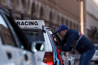 Lancia Amiki Miei 2024, la nuova Ypsilon celebra l’elettrificazione tra le strade di Torino