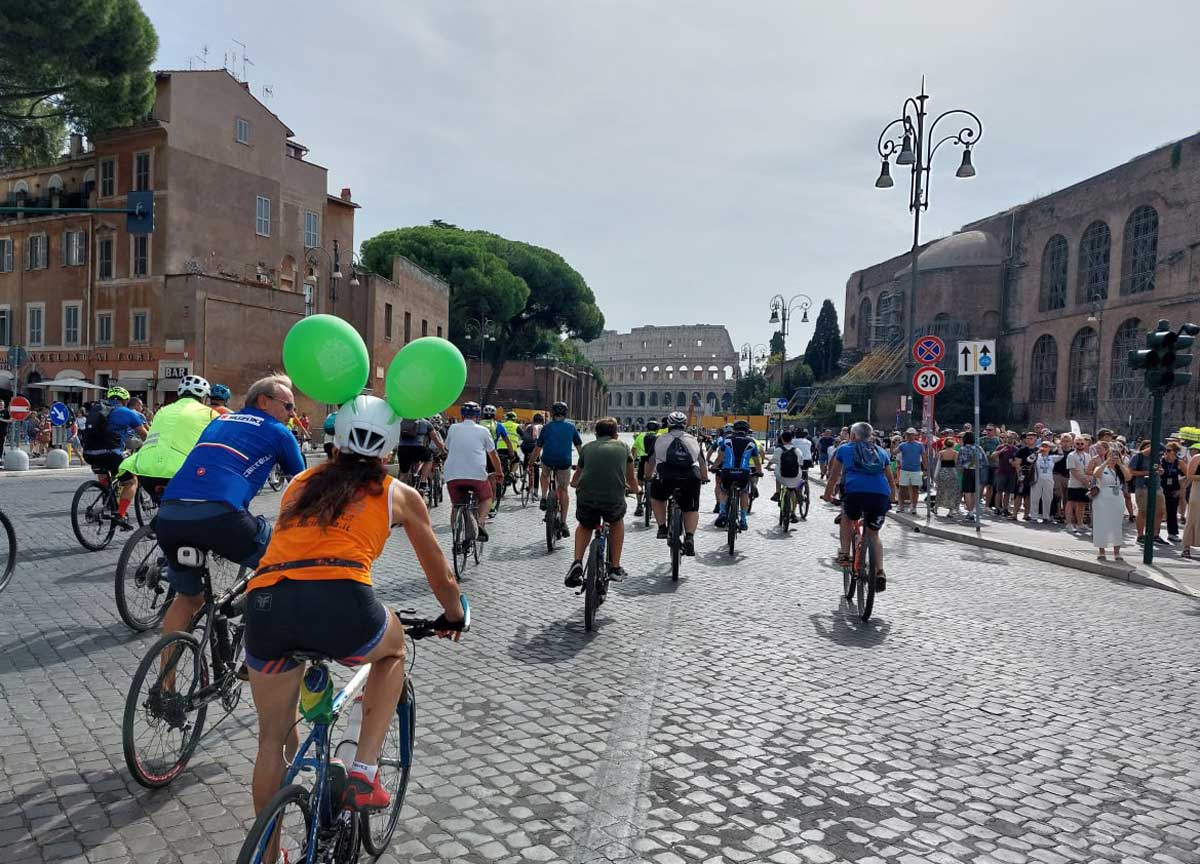 La pedalata amatoriale più bella del mondo a Roma. Sponsor l’Arabia Saudita per Biciroma 17esimo anno La pedalata amatoriale più bella del mondo a Roma. Sponsor l’Arabia Saudita per Biciroma 17esimo anno
