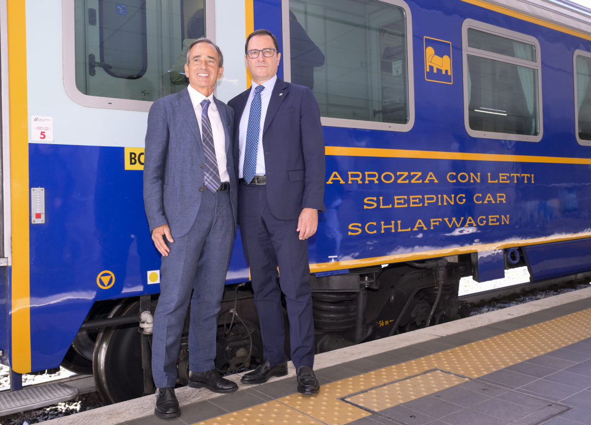 FS Treni Turistici Italiani, presentati a Roma i nuovi treni per Alba e Assisi FS Treni Turistici Italiani, presentati a Roma i nuovi treni per Alba e Assisi