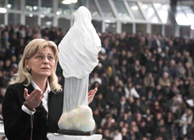Medjugorje è riconosciuto: per la Chiesa è un luogo spirituale. Arriva il nihil obstat, ma i messaggi sono “presunti”