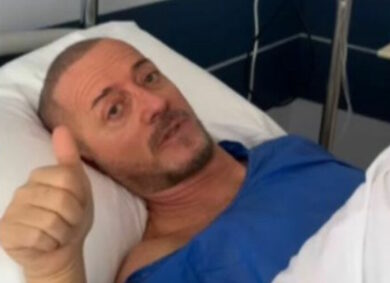 Raf ricoverato in ospedale per un problema alla gola: come sta il cantante